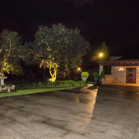Luxury Rustic House - O Rego Da Santa Mariña