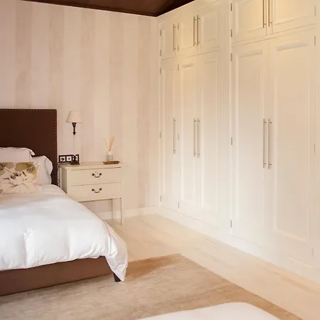 Luxury Rustic House - O Rego Da Santa Mariña *