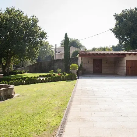 Luxury Rustic House - O Rego Da Santa Mariña * Vilagarcía de Arousa