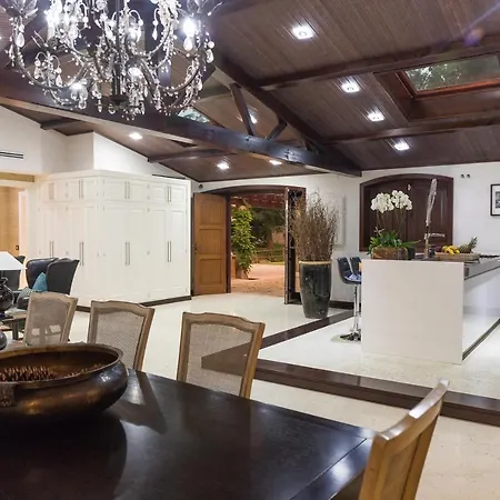 Villa Luxury Rustic House - O Rego Da Santa Mariña Vilagarcía de Arousa