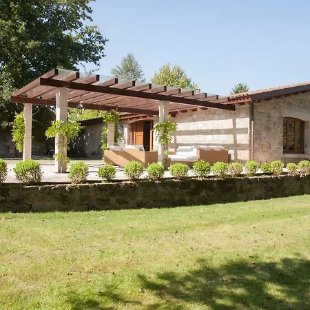Luxury Rustic House - O Rego Da Santa Mariña * Vilagarcía de Arousa